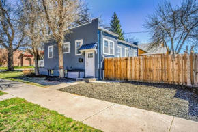 Olympic Flat Downtown w Hot Tub BBQ & Fire pit
